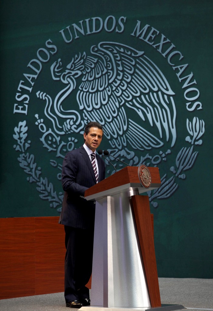 Presentación del Programa de Inversiones en Infraestructura de Transporte y Telecomunicaciones 2013-2018 Presentación del Programa de Inversiones en Infraestructura de Transporte y Telecomunicaciones 2013-2018